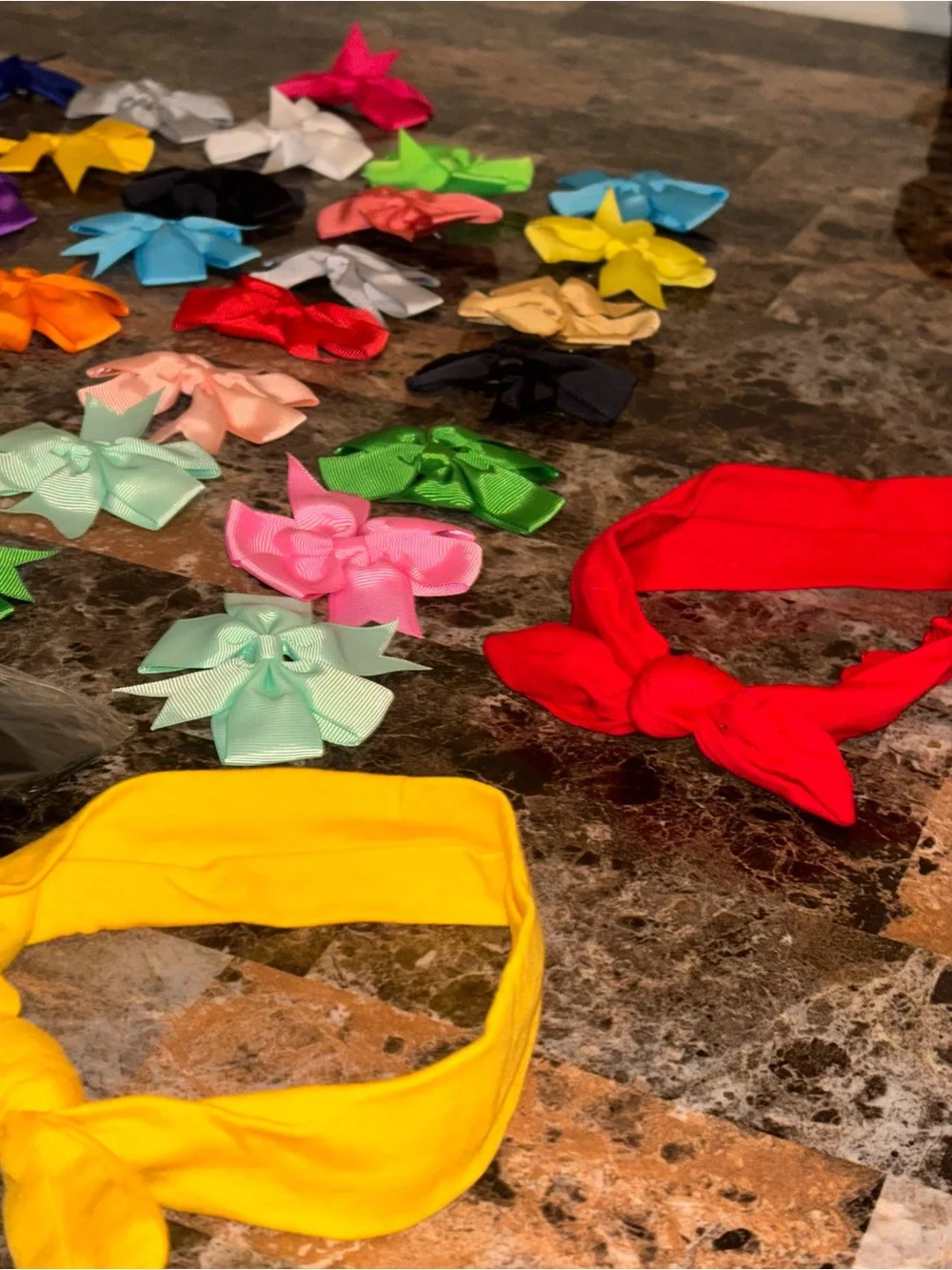 Kids Pink Headband with Assorted Color Bow Clips